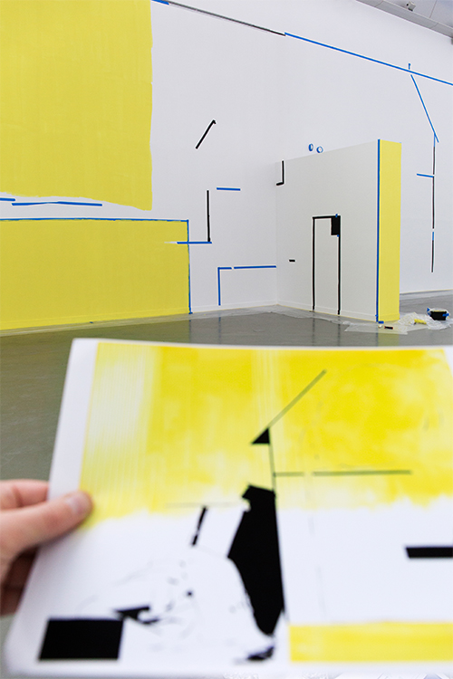 Olivier Nottellet, 〈Hard Wall, Sweet Home (Painting Writes Me)〉, 2018. paint on wall