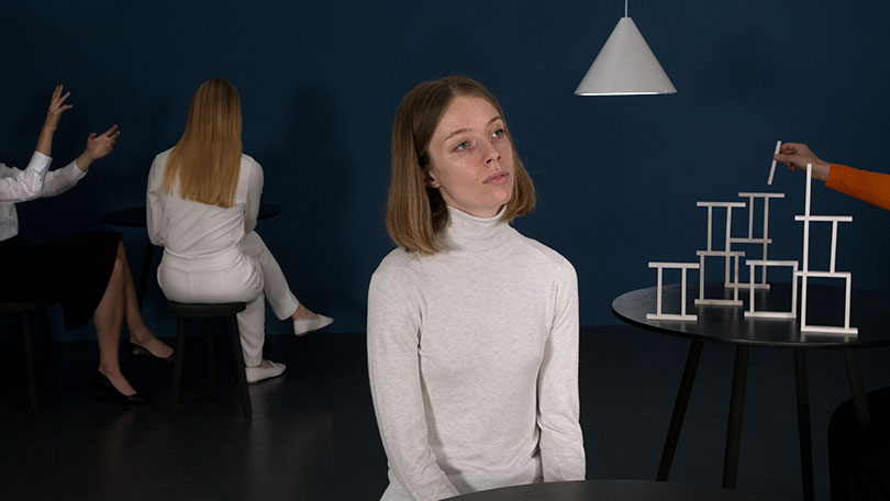 오민, 〈오성부〉, 2017, 3채널 필름, 14 채널 오디오, 6분 19초. ⓒ서울시립 북서울미술관