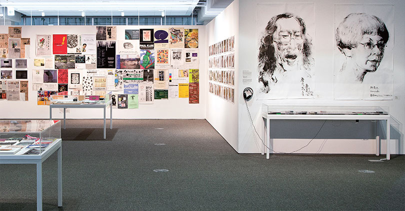 Above) Shinro Ohtake, Mon Cheri A Self Portrait as a Scrapped Shed, 2012 Below) Installation view at Singapore Art Archive Project, 2015, ACC Library Park