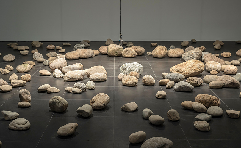 Park Hyun-ki, Untitled, 1983(2015 reproduced), stone and mike, speaker, sounds, Image provided by Gallery Hyundai. 