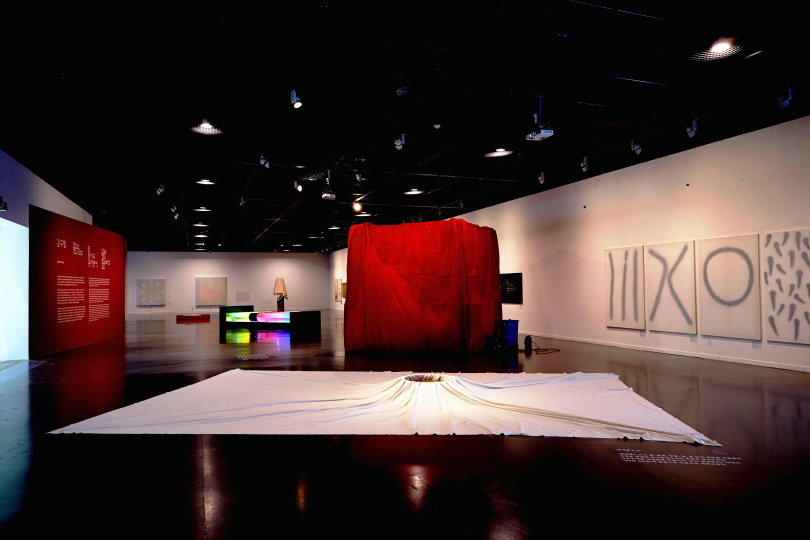 Exhibition View_<Like You Know It All>_2013_Seoul Museum of Art, Seoul