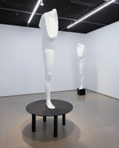 Artist Inbai Kim’s 〈Things Modeled on 2〉(2018), photoⓒARARIO GALLERY