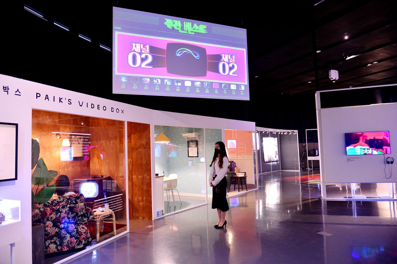 Installation view of “Nam June Paik TV Wave” at Nam June Paik Art Center (Park Hyun-koo/The Korea Herald)