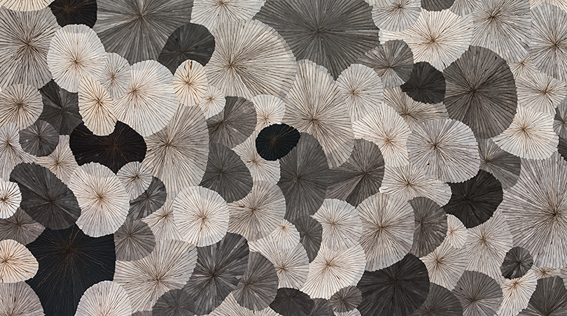 〈The Street〉, 2015. Mixed media on Hanji, 140 × 200 cm (partial)