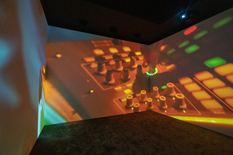 siren eun young jung, installed view of 〈A Performing by Flash, Afterimage, Velocity, and Noise〉. ⓒKorean Pavilion, Venice Biennale 2019.