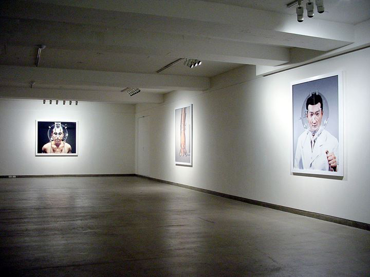 Exhibition view: Hyungkoo Lee, The Objectuals, Sungkok Art Museum, Seoul (2004). Courtesy the artist.