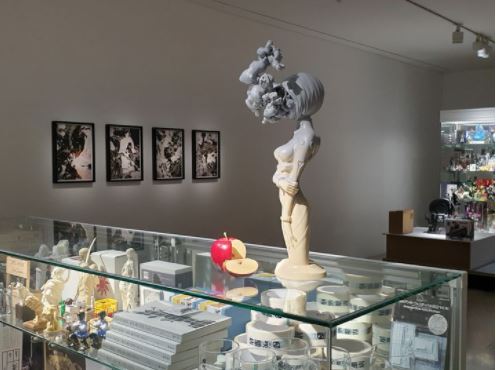 Don Sunpil, Kitsutaiten (2019). Exhibition view: The 13th Hesitation, Arario Gallery, Cheonan (13 April 2021–27 March 2022). Courtesy Arario Gallery.