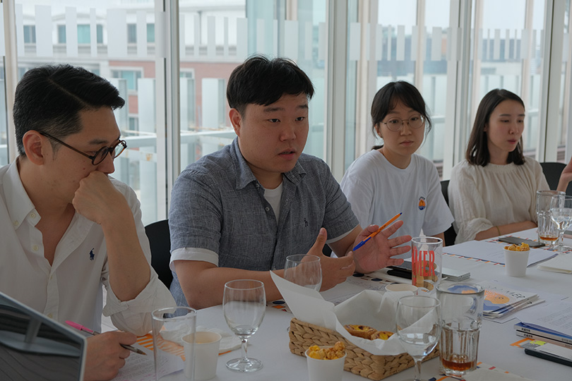 백지홍, 『미술세계』 편집장