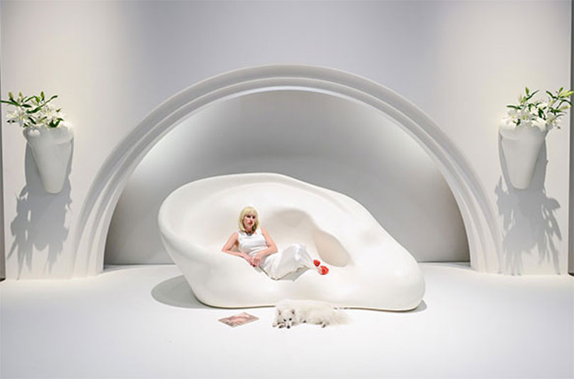 <언리미티드> 섹터에 출품된 닉 케이브(Nick Cave)의 작품 <스피크 라우더(Speak Louder)>