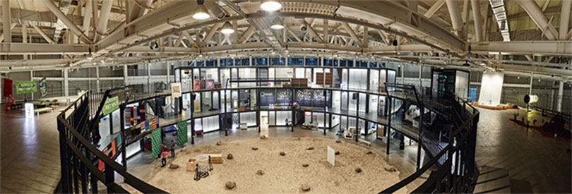 “아시아 쿨라 쿨라링” 전시 전경.