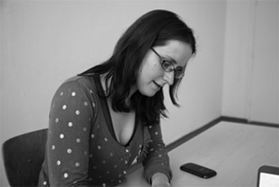 안느 본그로스벤드(Anne Vangronsveld)/얀 반 아이크 지원 및 미러 프로젝트 운영 매니저