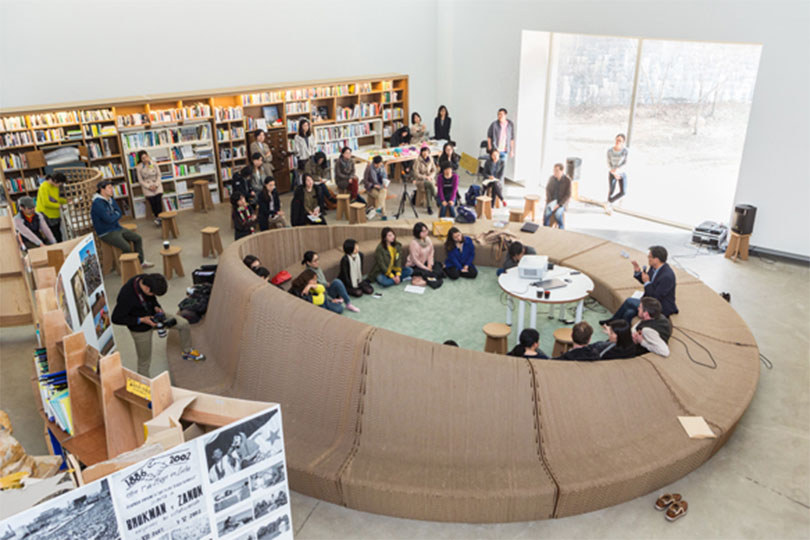 4회 안양공공예술프로젝트 <두 번째 퍼블릭 스토리텔링: 모두가 예술을 사용합니다>, 안양파빌리온, 2014. 4. 5 안양시청 녹지공원과 최용순 발표 장면