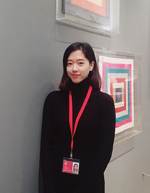 육영신 인물사진