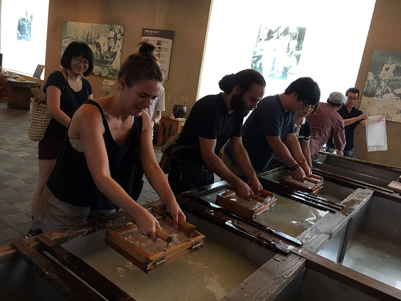 국립무형유산원에서 진행된 워크숍, 2017. ⓒMMCA 창동레지던시