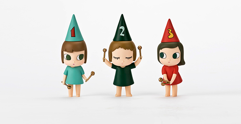요시모토 나라(Yoshitomo Nara)〈123 Drumming Girls〉플라스틱 피규어 15×6×5cm 서울옥션 온라인 경매. 이미지 퍼블릭아트 제공.