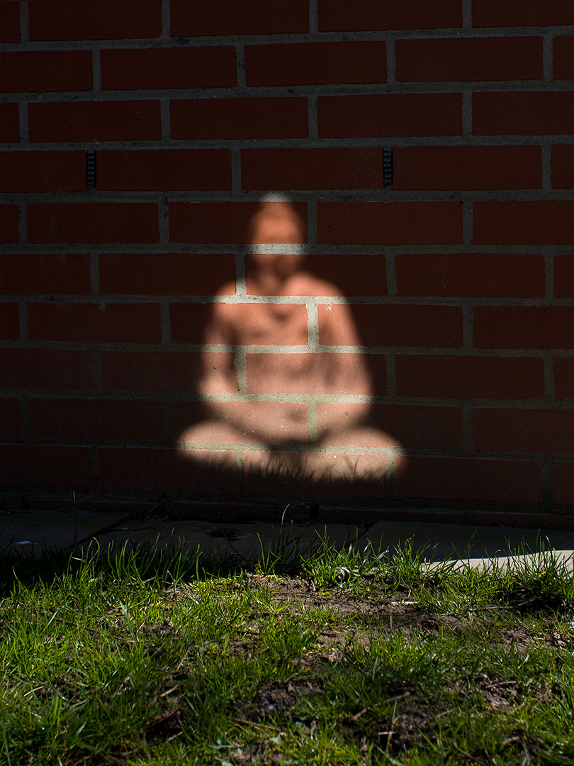 이창원〈그늘 안의 부처〉