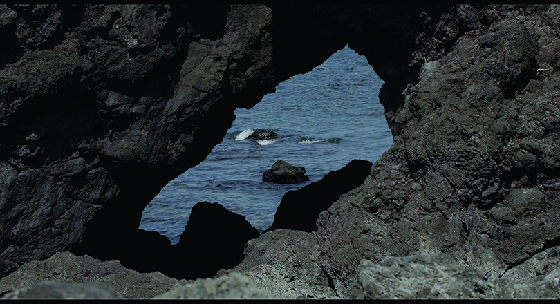 ‘2022 제3회 제주비엔날레’, 박지혜, 〈세 개의 문과 하나의 거울 1〉, 2022, 싱글채널 4K 비디오, 컬러, 사운드 12분 34초