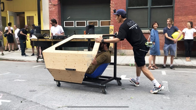 Won-woo Lee, 〈Very futuristic place〉, 2019, steel, wood, wheels, chair, 120 x 138 x 97 cm