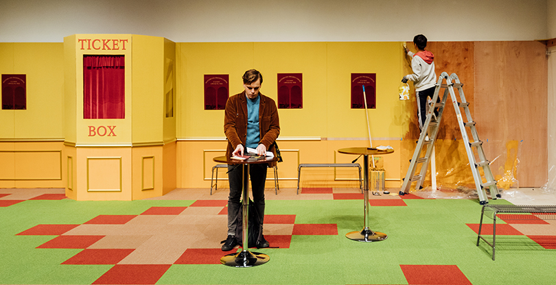 〈언 강 위에서 스케이트를 타는 사람들(플랫폼엘 컨템포러리 아트센터, 서울)〉 공연, 90분, 2019. 이미지 인천아트플랫폼 제공.