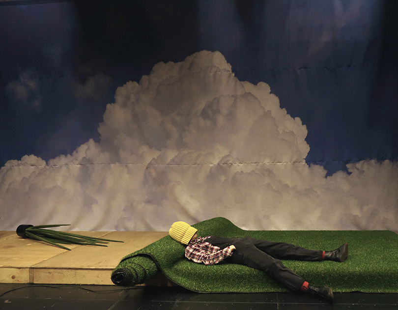 〈밤의 아름다운 소설(성미산마을극장, 서울)〉 공연, 60분, 2019. 이미지 인천아트플랫폼 제공. 