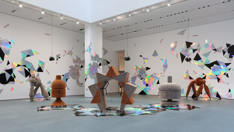 Haegue Yang (b. 1971) Installation view of 《Haegue Yang: Handles》. 2019. Commissioned for the Marron Atrium by The Museum of Modern Art, New York. Photo: Denis Doorly Image provided by Kukje Gallery
